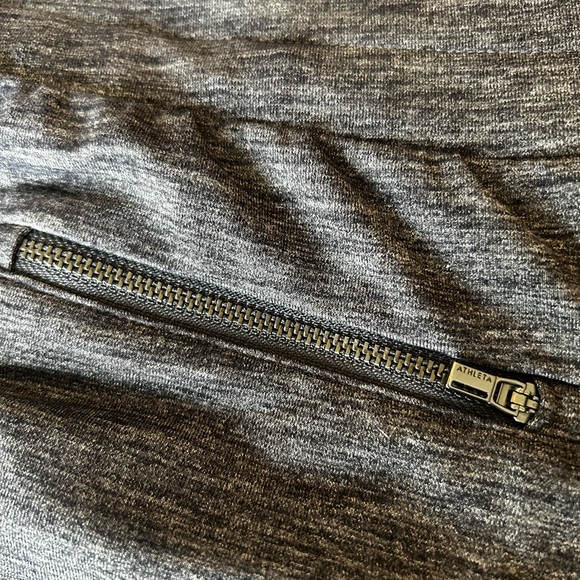 ATHLETA grey Skorts size M new condition! - Picture 6 of 8